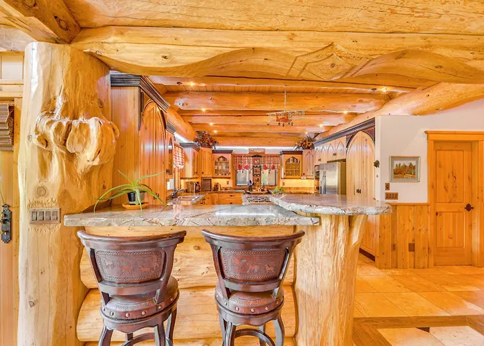 Scenic Cabin! Fireplace + Wraparound Patio Ferienhaus Payson