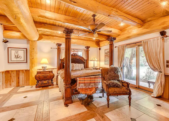 Scenic Cabin! Fireplace + Wraparound Patio Payson